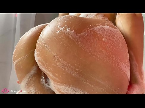 ❤️ Brunette pussy bibragailuarekin masturbatzen du dutxan orgasmo bizia lortzeko ❤ Porno %eu.gayasianporn.ruan